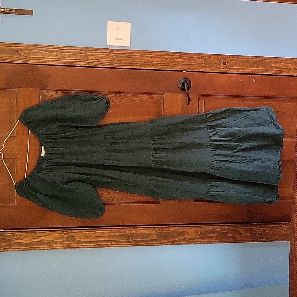 Universal thread peasant dress